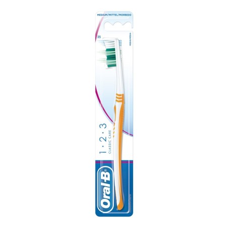 Procter & Gamble Oralb 123 Classic Care Spazzolino Manuale